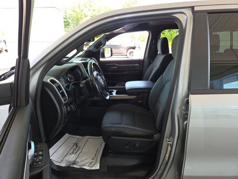 Used 2022 RAM 1500 Big Horn w/ Night Edition AWD/4WD image 19