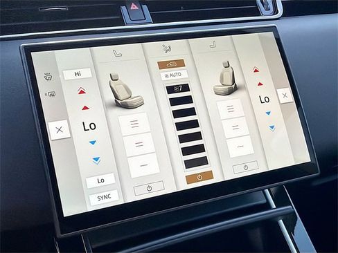 Used 2024 Land Rover Range Rover Evoque Dynamic SE image 36