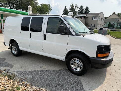 Used 2007 Chevrolet Express 2500 RWD image 6