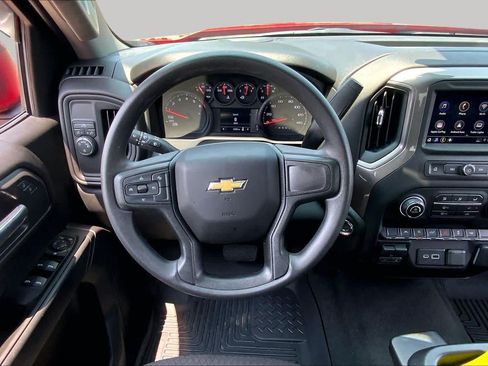 Used 2026 Chevrolet Silverado 1500 Custom RWD image 6