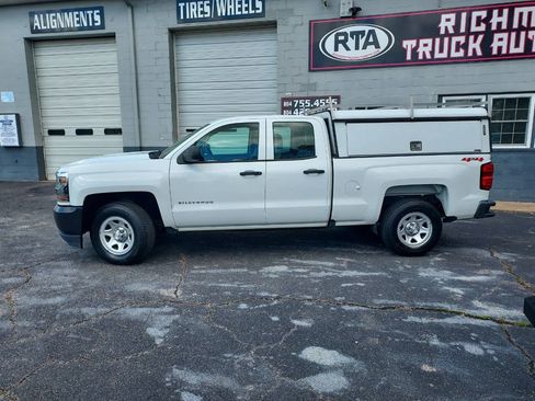 Used 2018 Chevrolet Silverado 1500 W/T AWD/4WD image 3