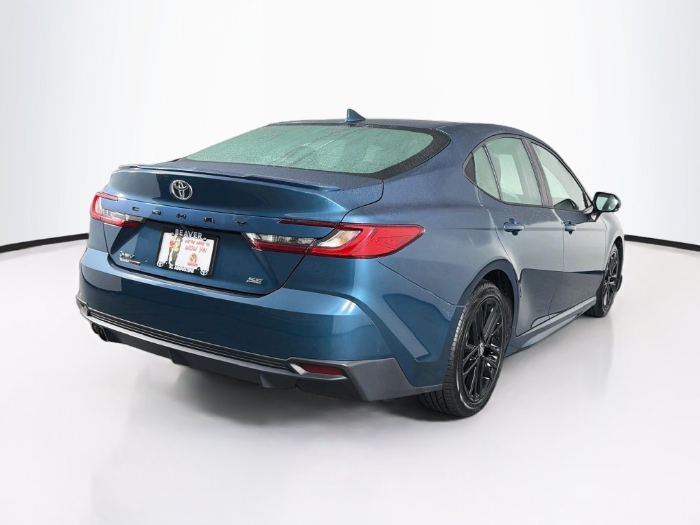 Used 2025 Toyota Camry SE FWD image 10
