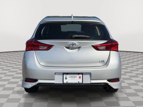 Used 2018 Toyota Corolla iM w/ All-Weather Mat Package FWD image 4