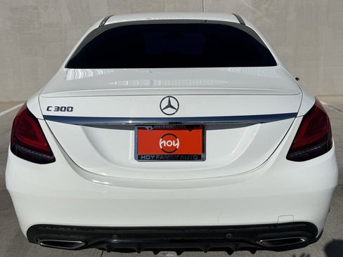 Used 2020 Mercedes-Benz C 300 Sedan image 4