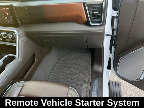 Used 2024 GMC Sierra 1500 Denali w/ Denali Reserve Package AWD/4WD image 16