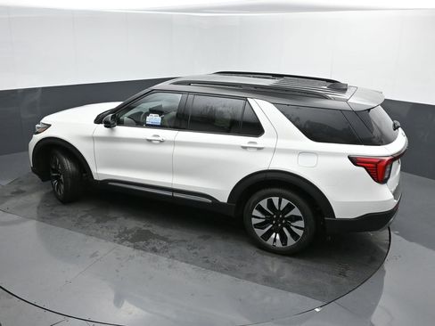 New 2026 Ford Explorer Platinum w/ LUX Leather Package image 39