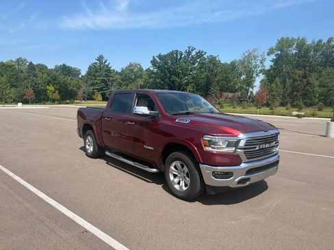 Used 2021 RAM 1500 Laramie AWD/4WD image 7