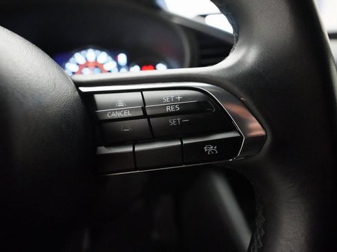 Used 2024 MAZDA MAZDA3 s image 19