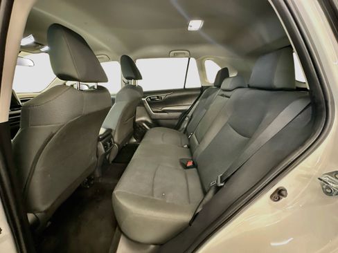 Used 2025 Toyota RAV4 LE AWD/4WD image 29
