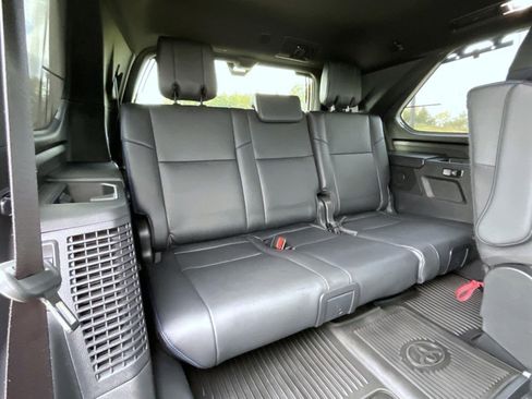 Used 2024 Toyota Sequoia Platinum image 20