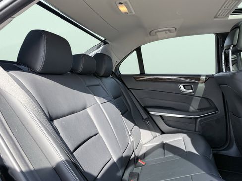 Used 2014 Mercedes-Benz E 350 Sedan image 27