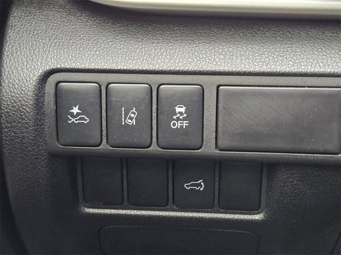 Used 2024 Mitsubishi Eclipse Cross SE image 17