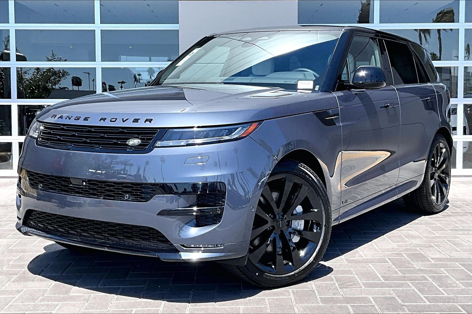 New 2026 Land Rover Range Rover Sport Dynamic SE AWD/4WD image 1