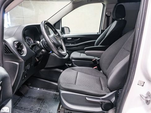 Used 2022 Mercedes-Benz Metris image 26