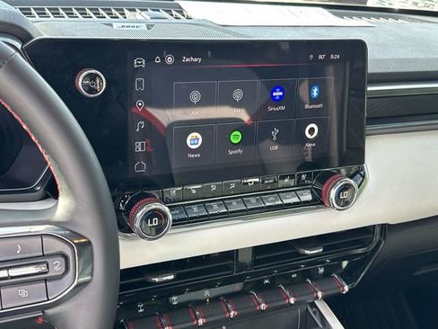 Used 2024 GMC Canyon AT4X image 16