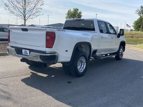Used 2025 Chevrolet Silverado 3500 LT w/ Safety Package AWD/4WD image 3
