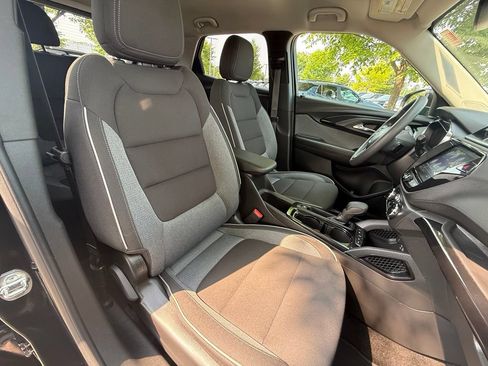Used 2023 Chevrolet TrailBlazer LT w/ Convenience Package AWD/4WD image 25