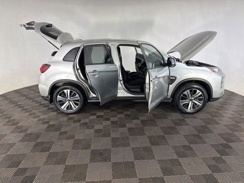 Used 2023 Mitsubishi Outlander Sport SE AWD/4WD image 13