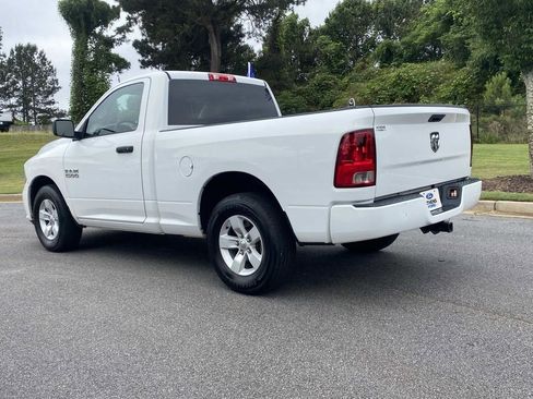 Used 2018 RAM 1500 Express RWD image 7