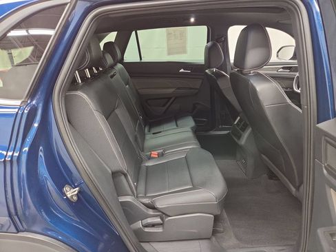 Used 2022 Volkswagen Atlas Cross Sport SE AWD/4WD image 10