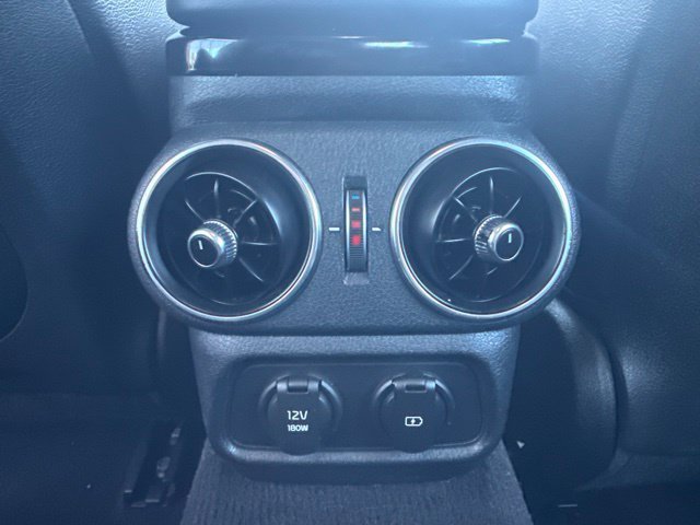 Used 2019 Kia Stinger AWD/4WD image 15