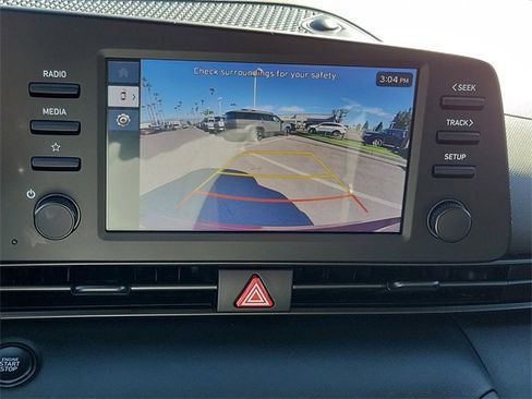 Used 2025 Hyundai Elantra Sport image 10