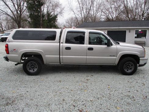Used 2007 Chevrolet Silverado 1500 LT w/ Onstar Plus Package image 6