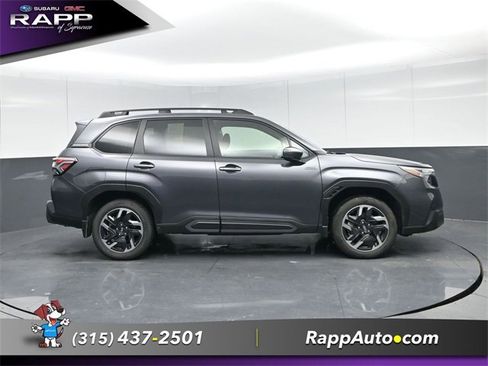 Used 2025 Subaru Forester Limited image 3