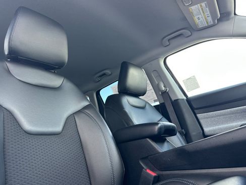 Used 2022 Jeep Compass Latitude w/ Convenience Group image 19