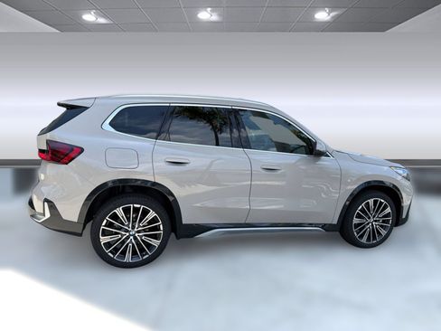Used 2026 BMW X1 xDrive28i w/ Technology Package AWD/4WD image 8