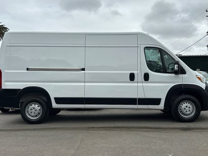 Used 2025 RAM ProMaster 2500 w/ Convenience Group