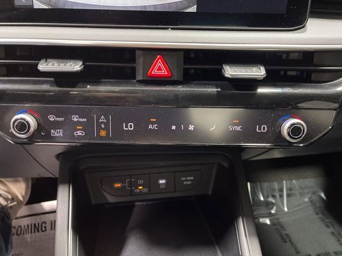 Used 2025 Kia K5 LXS FWD image 29