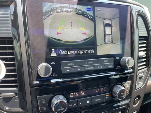 Used 2021 Nissan Titan PRO-4X w/ Pro-4x Convenience Package AWD/4WD image 32