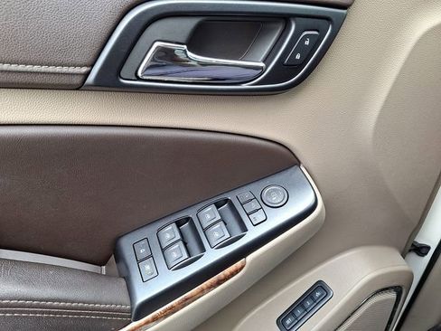 Used 2015 Chevrolet Suburban LTZ AWD/4WD image 24