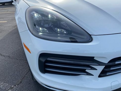 Used 2019 Porsche Cayenne image 3
