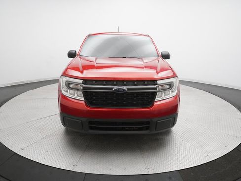 Used 2022 Ford Maverick XLT image 11