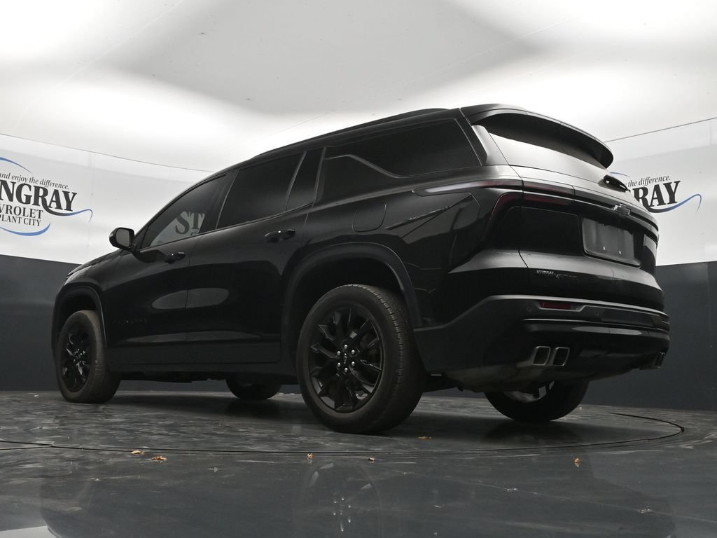 Used 2024 Chevrolet Traverse LT w/ Midnight/Sport Edition FWD image 30