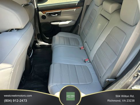 Used 2018 Honda CR-V Touring image 14