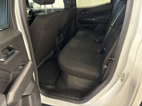 Used 2024 Chevrolet Colorado LT RWD image 32