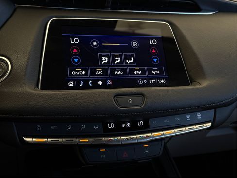 Certified 2023 Cadillac XT4 Luxury w/ Driver Awareness Package image 28