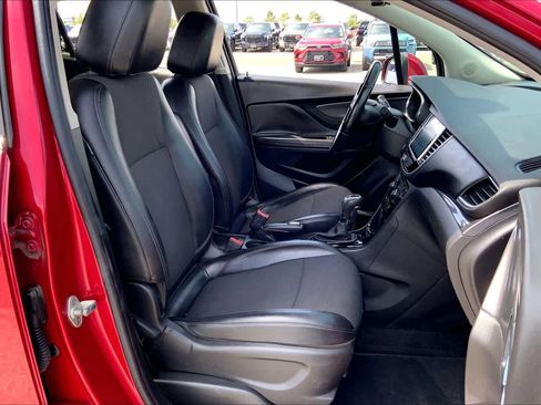 Used 2018 Buick Encore Preferred image 8