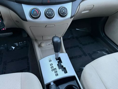 Used 2009 Hyundai Elantra GLS image 11