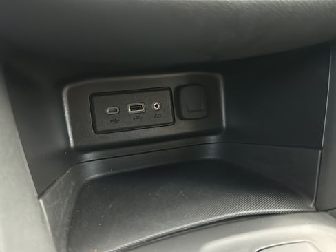 Used 2024 Chevrolet Equinox LT AWD/4WD image 18