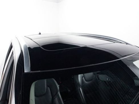Certified 2023 Volvo XC90 B6 Ultimate w/ Protection Package Premier AWD/4WD image 5
