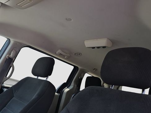 Used 2017 Dodge Grand Caravan SE w/ Power Window Group FWD image 8
