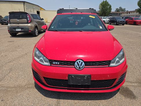 Used 2017 Volkswagen GTI S FWD image 2