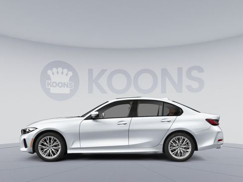 Used 2023 BMW 330i xDrive Sedan w/ Premium Package AWD/4WD image 4
