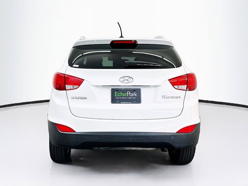 Used 2011 Hyundai Tucson GLS FWD image 7