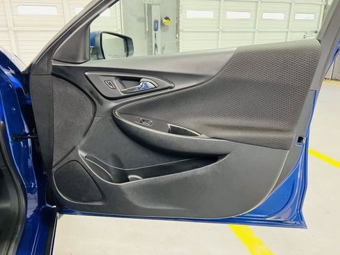 Used 2023 Chevrolet Malibu LT image 34