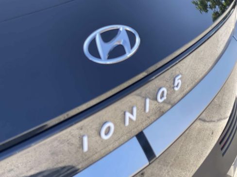 Used 2024 Hyundai Ioniq 5 SEL RWD image 5
